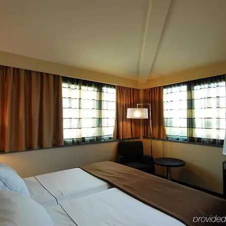 Cosmopolitan Florence